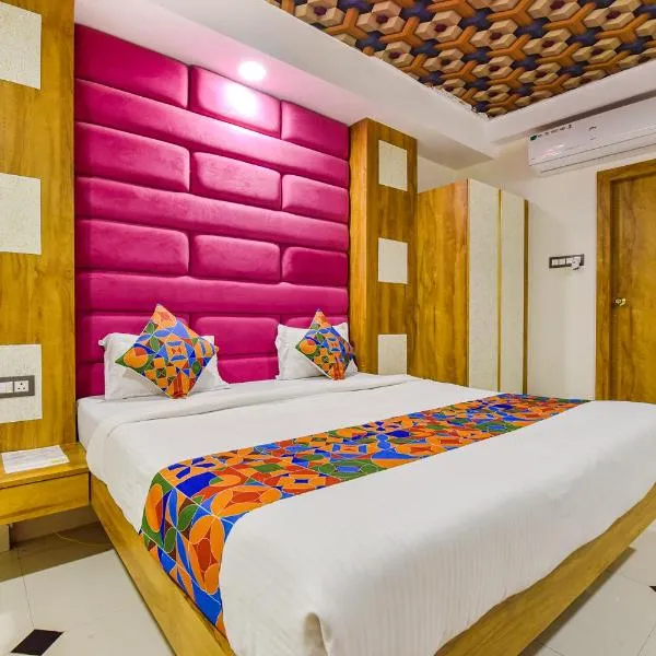 FabHotel Signor，位于印多尔的酒店