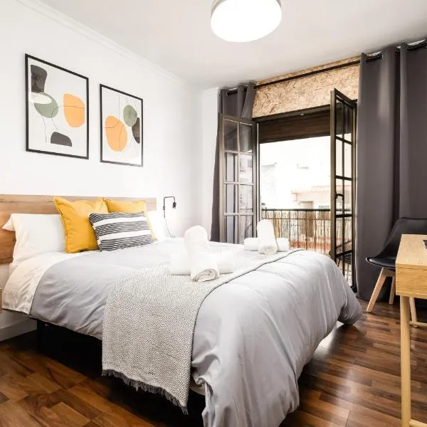 Nordik Rooms Village - Torremolinos "Undredal"，位于多列毛利诺斯的酒店