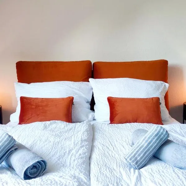 Zentral und ruhig mit Küche, gemütliches Bett，位于巴特施米德贝格的酒店