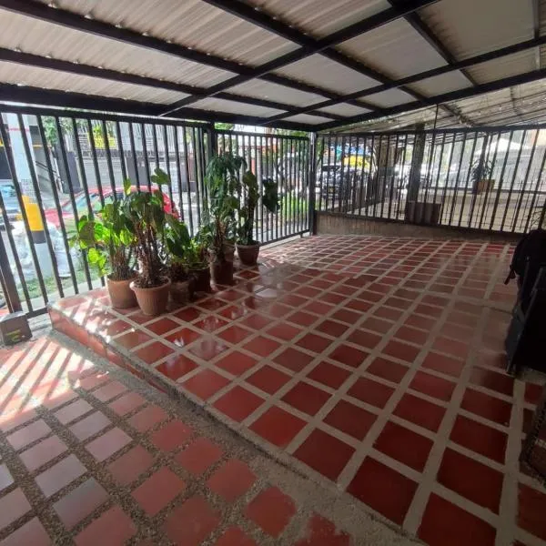 Casa hotel la 33，位于麦德林的酒店