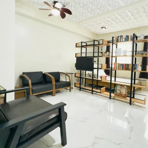 Modern Simplicity: Cozy @Nuvali，位于Pitland的酒店