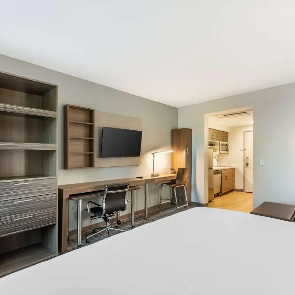 MainStay Suites Fort Myers East I-75，位于迈尔斯堡的酒店