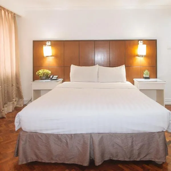 Comfy Inn Manila Kalaw by RedDoorz，位于马尼拉的酒店