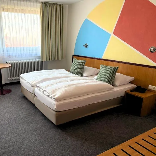 Colourful Hotel，位于比勒费尔德的酒店