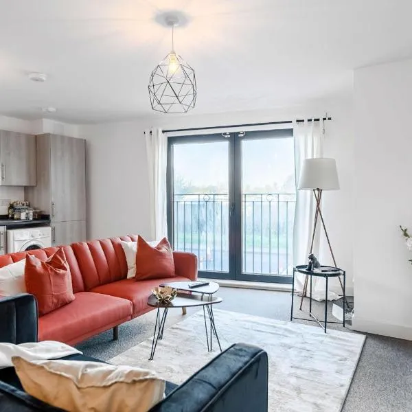 Affordable 1 & 2 Bed Apartments in Slough, Great Heathrow Location，位于科恩布鲁克的酒店