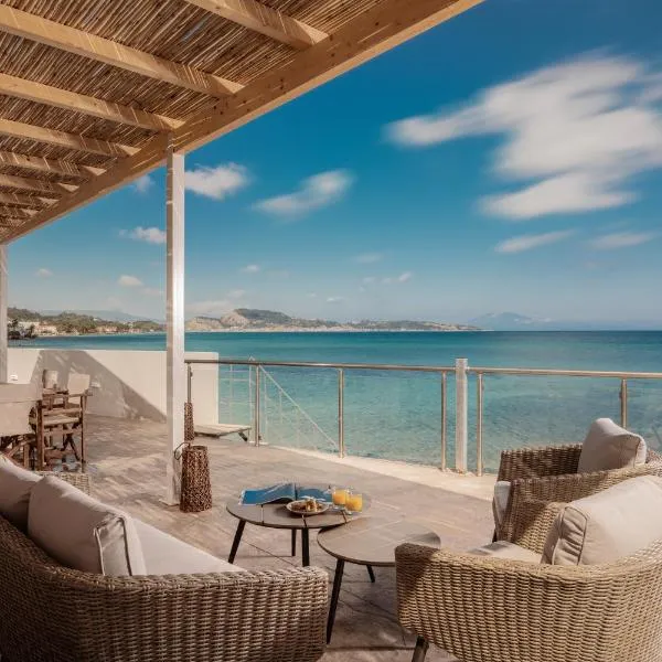 Astarte Villas Bleu Del Mar Villa，位于阿凯松的酒店