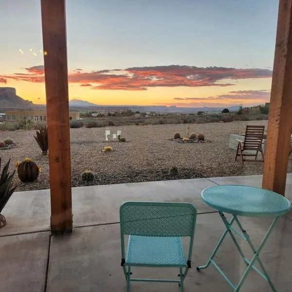 Lake Powell Sunrise Villa by Antelope Canyon，位于比格沃特的酒店