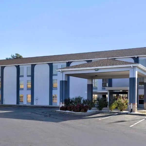 Quality Inn Spartanburg，位于斯帕坦堡的酒店