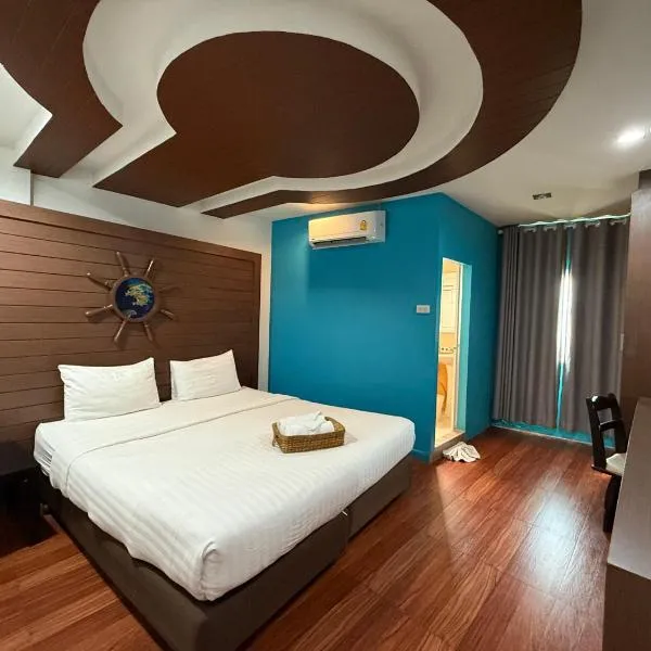 Bed By Cruise Hotel At Samakkhi-Tivanont，位于暖武里府的酒店