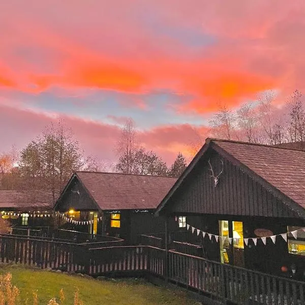 Braemar Lodge Cabins Not for profit，位于布雷马的酒店