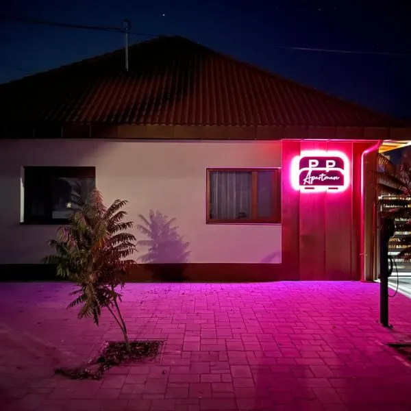 PP Apartman，位于基什孔豪洛什的酒店