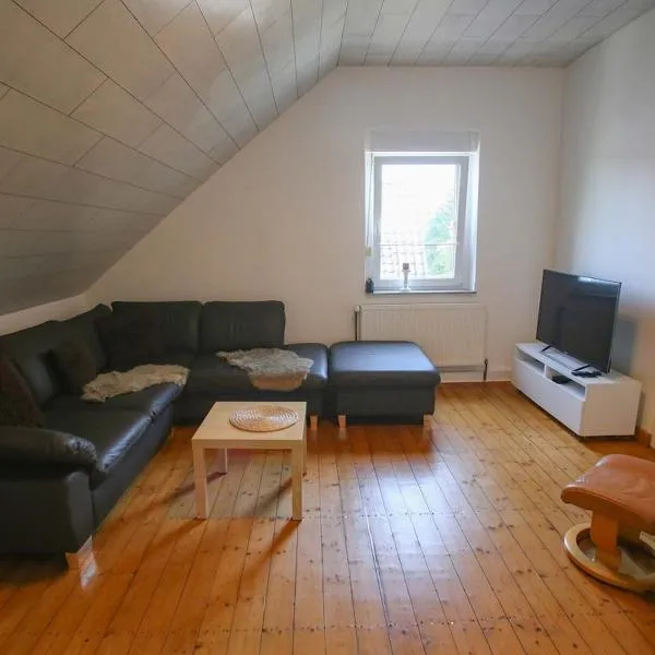 85 qm DG nahe Uni und City bis 6 P 4 Zi KDB，位于多特蒙德的酒店