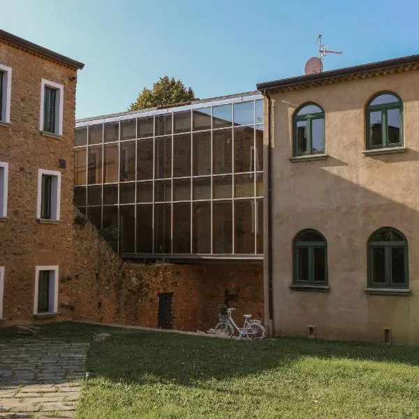 Agorà Mediterranea - Palazzo di Lorenzo，位于Ceraso的酒店