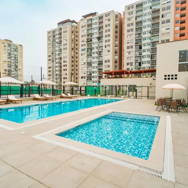 Depa con piscina 2025，位于利马的酒店
