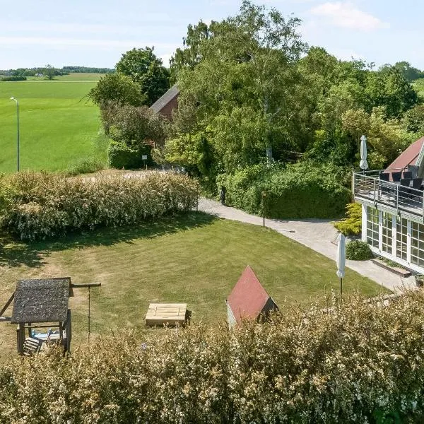 Child-Friendly Cottage With Large Indoor Pool，位于奥特鲁普的酒店