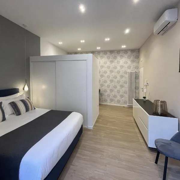 Casa Vacanza 66 Cimarosa Suite，位于阿韦尔萨的酒店