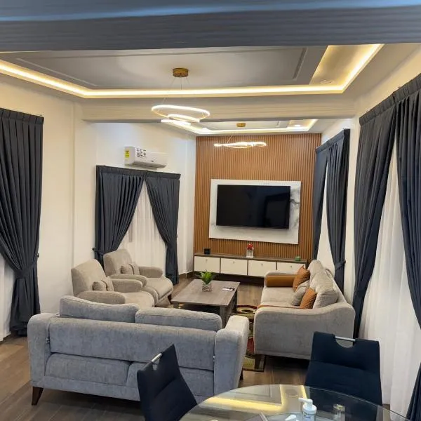 Luxury Apartment RDC，位于洛美的酒店