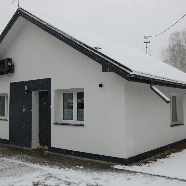 Letnia Oaza "Akacja"，位于Sobienie Jeziory的酒店