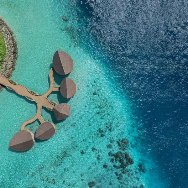 JW Marriott Maldives Kaafu Atoll Island Resort，位于马累的酒店