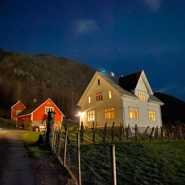 Holiday house Vindafjord Norway，位于Ølsvågen的酒店