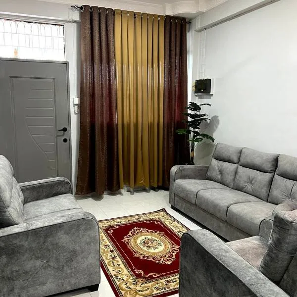 ADA Homestay，位于山打根的酒店
