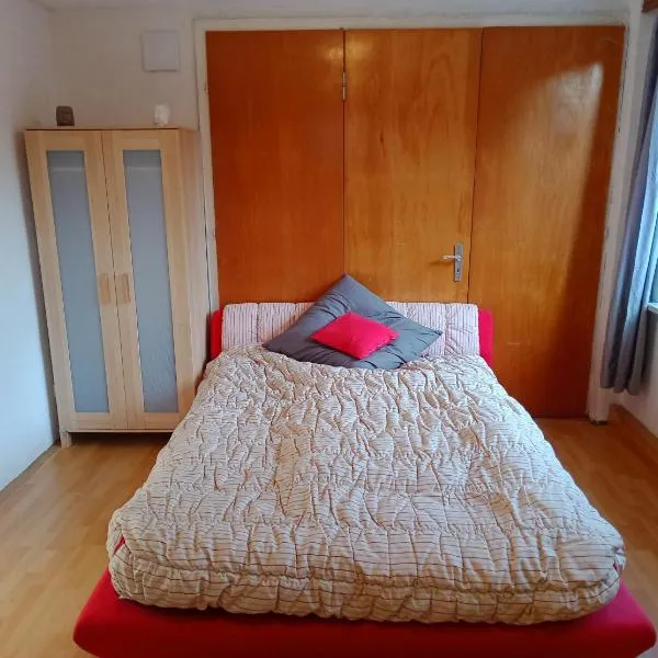 Gästezimmer im Kneitlingen，位于Kneitlingen的酒店