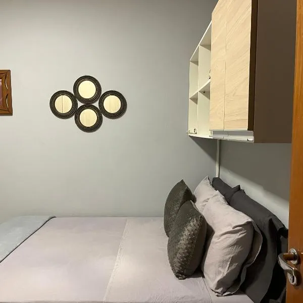 Quarto Aconchegante，位于Campo Verde的酒店