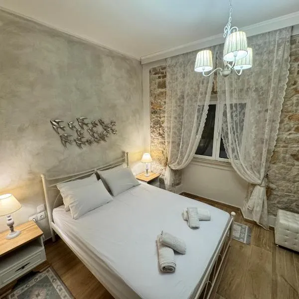 Bruskos luxury，位于科孚镇的酒店