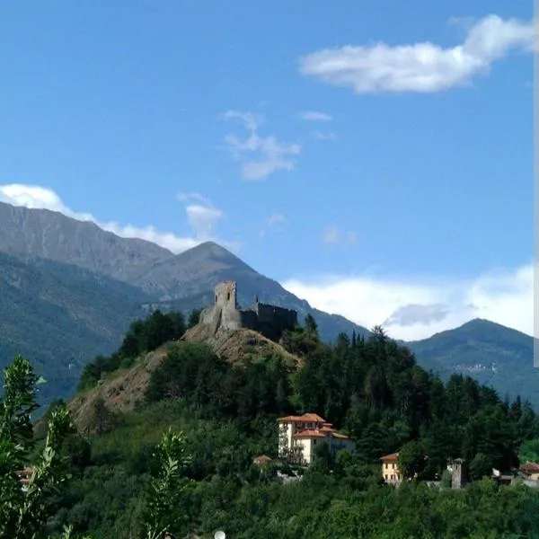 Il Giardino Fiorito，位于阿维利亚纳的酒店