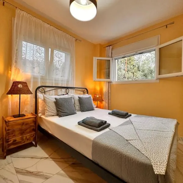 Nikiti Spathies Resort - Double-Ground Apartment，位于卡洛吉亚的酒店