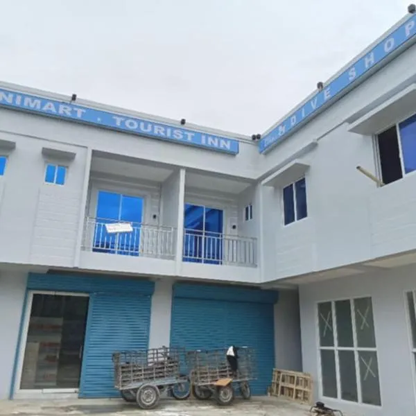 Dos Marias Tourist Inn，位于Daanbantayan的酒店