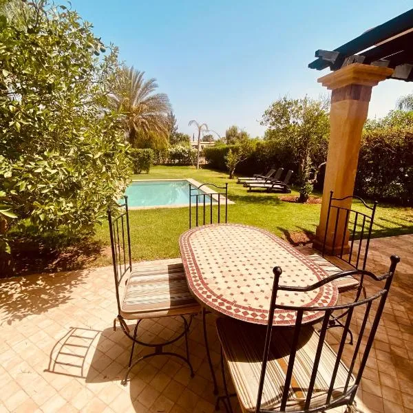 Villa Eden Dyar Shemsi L'Orangeraie Agadir，位于塔鲁丹特的酒店