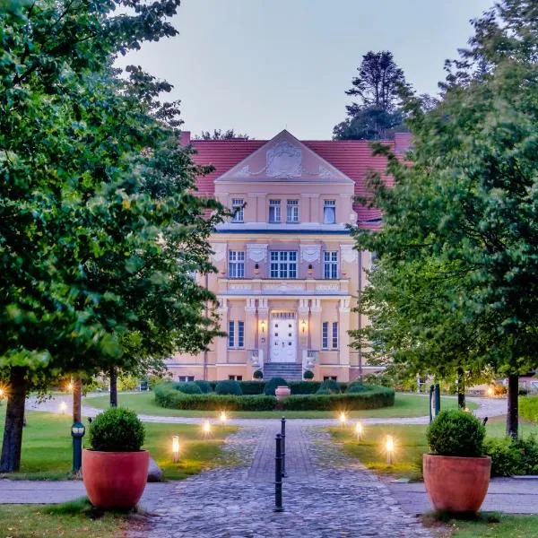 Precise Resort Rügen - Hotel & SPLASH Erlebniswelt，位于萨加尔德的酒店