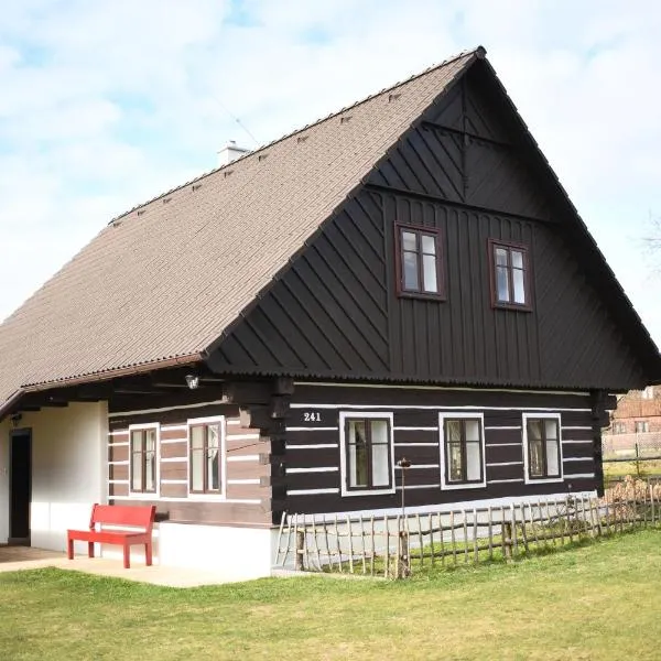 Pohádková roubenka，位于Nemojov的酒店