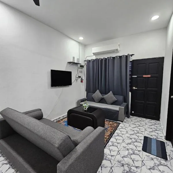 Homestay Una Kangar，位于加央的酒店