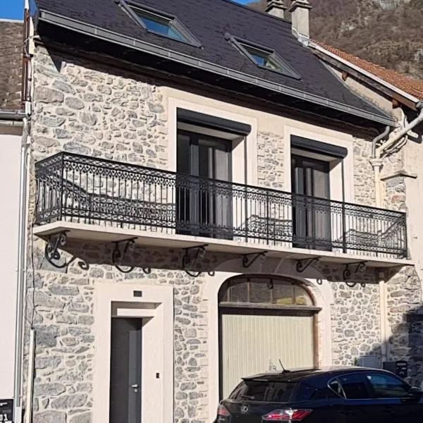 maison de village，位于Séchilienne的酒店