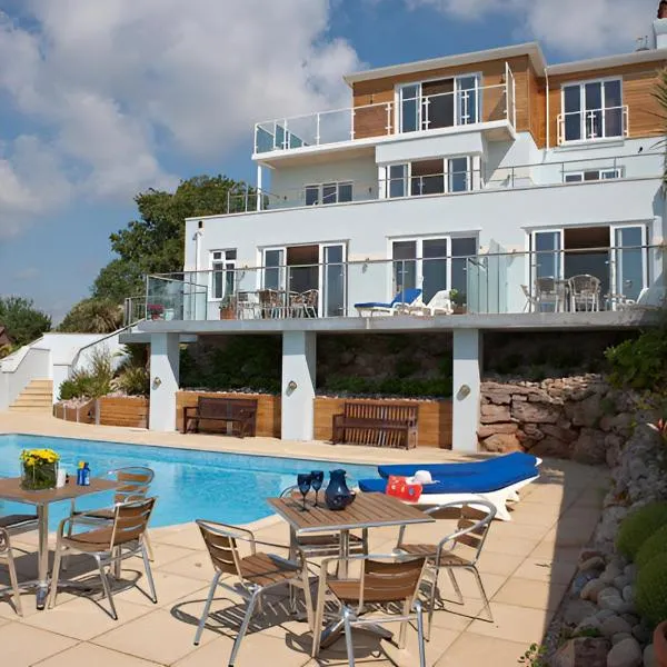7 Goodrington Lodge，位于佩恩顿的酒店