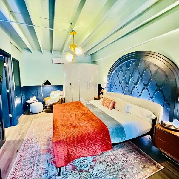 Double Rainbow Suites 24th，位于劳德代尔堡的酒店
