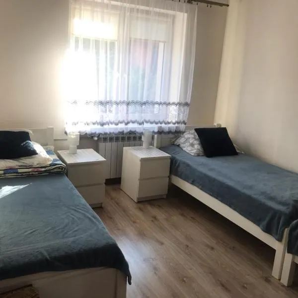 Pokoje Gościnne，位于延杰尤夫的酒店