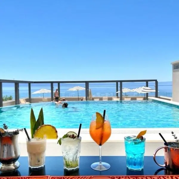 Boutique Hotel Mirjam，位于马卡尔斯卡的酒店