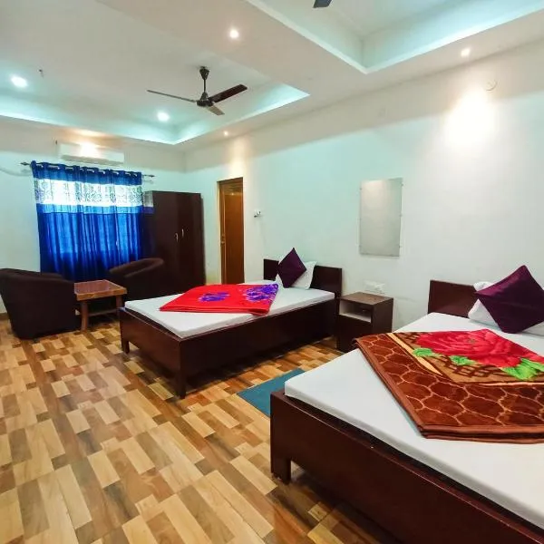 HOTEL ROYAL CiTY KOCH BEHAR，位于Koch Bihār的酒店