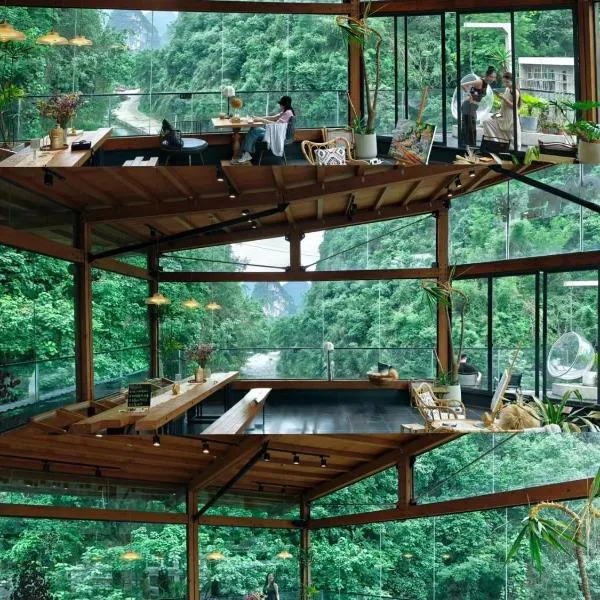 Yangshuo 1Q84 Tree Hotel，位于阳朔的酒店