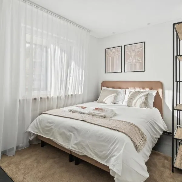 The R Apartment Mittelfelsen - Quiet, Free Parking，位于诺伊豪森的酒店
