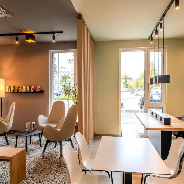 B&B HOTEL Offenburg-Hbf，位于奥芬堡的酒店