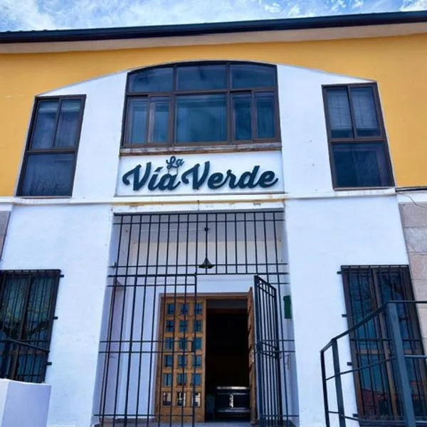 Hostal La Vía Verde，位于Sarrión的酒店