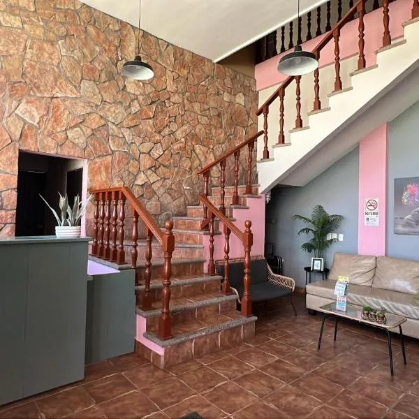 Hotel Colonos Los Cabos，位于卡波圣卢卡斯的酒店