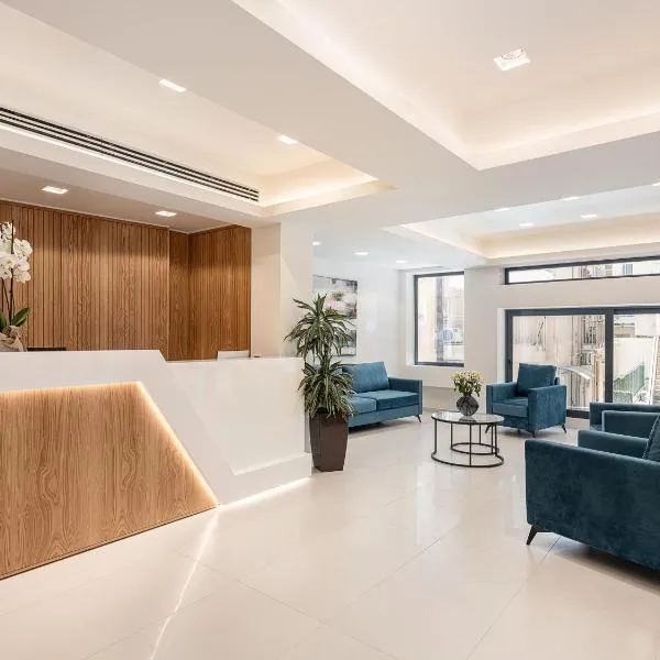 Miss Marrone City Hotel，位于干尼亚的酒店