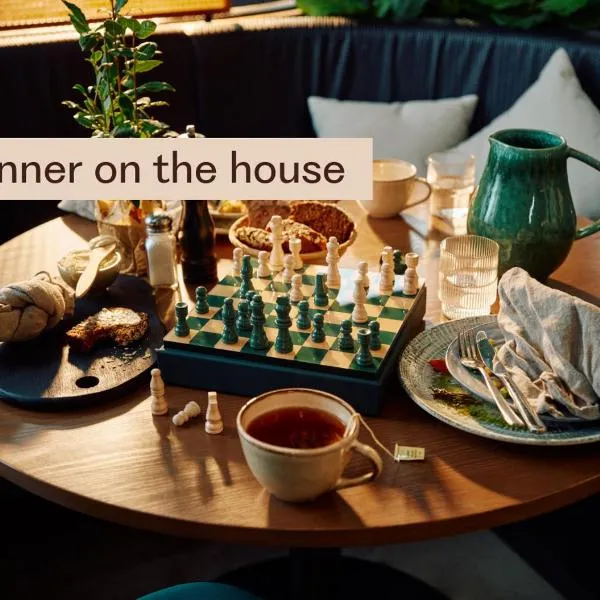 Home Hotel Uman，位于于默奥的酒店