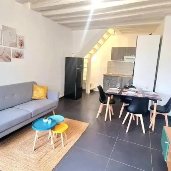 Citadin Familial, WIFI HD, parking centre ville，位于Conches-en-Ouche的酒店