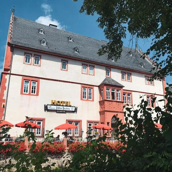 Hotel Schloss Ysenburg，位于Staden的酒店